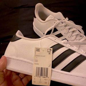 Grand Court Adidas